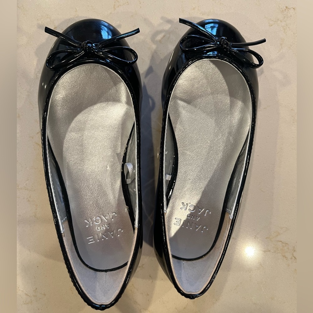 Brand new Janie and Jack girls black dress shoes.